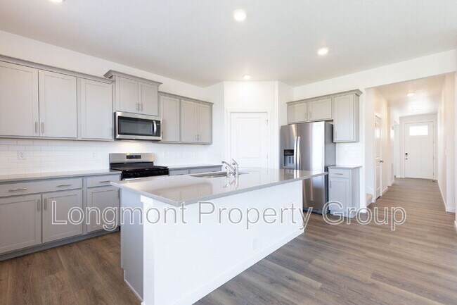 Building Photo - 4206 Sandstone Dr
