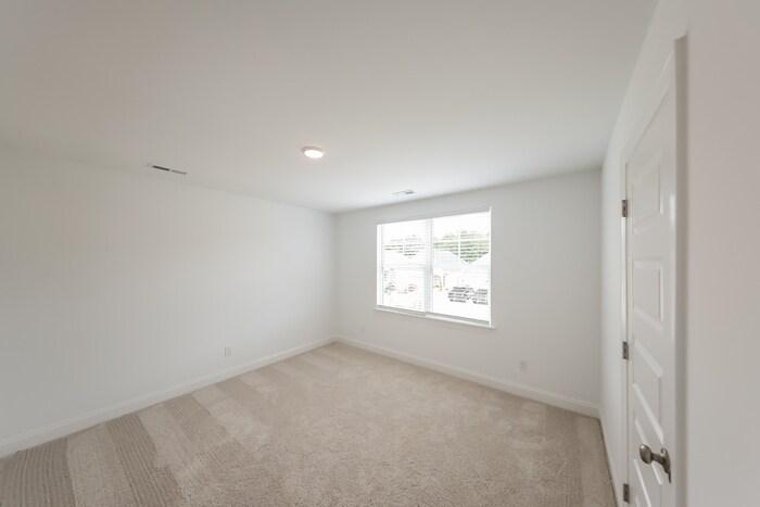 Building Photo - 1025 Highgrove Hts NW