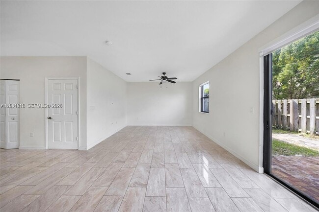 Building Photo - 25272 SW 115th Ave