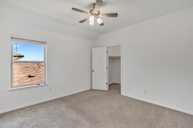 Building Photo - 620 Little Draw Ln