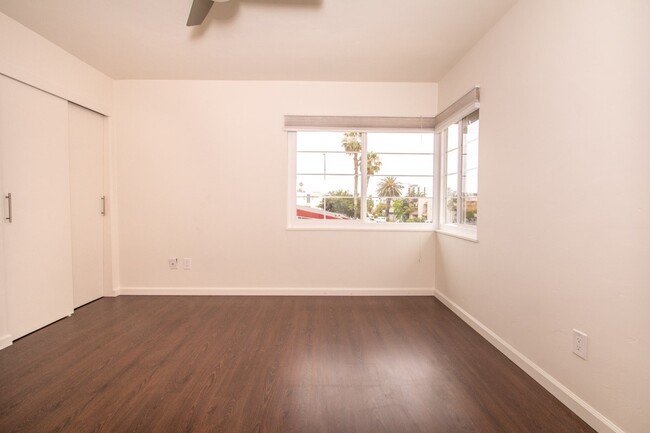 Building Photo - 1602-1604 Rosecrans / 3010 Jarvis