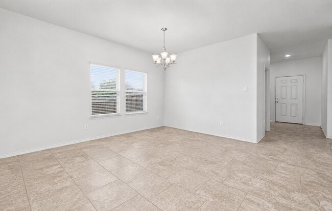 Building Photo - 166 Meadow Grove Dr