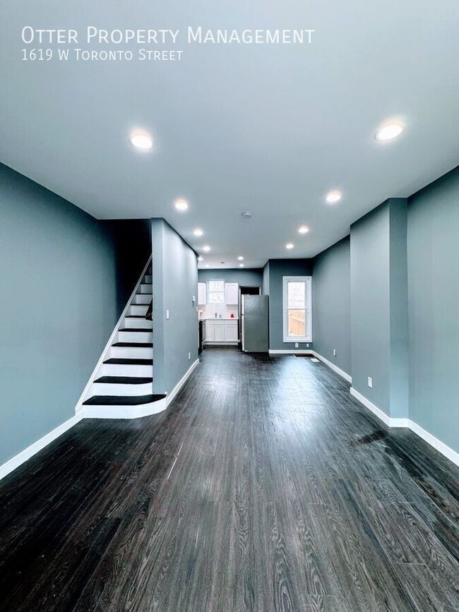 Building Photo - 1619 W Toronto St