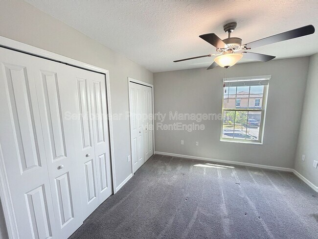 Building Photo - 7029 Samuel Ivy Dr