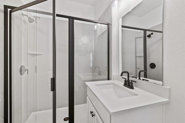 Building Photo - 240 Harbors Ln