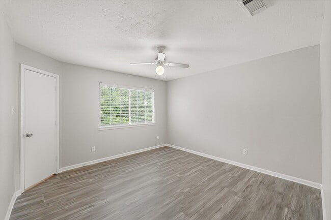 Building Photo - 2934 Cypress Island Dr