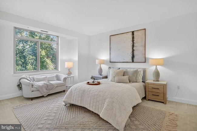 Building Photo - 5630 Wisconsin Ave