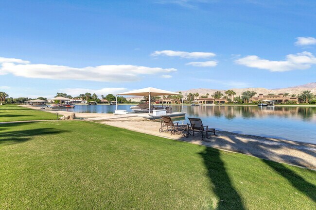 Building Photo - 83054 S Bay Dr