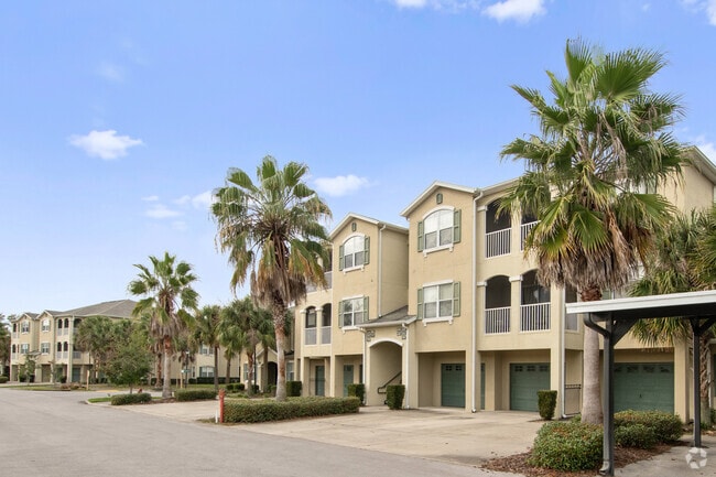 Building Photo - Summerhill at Meadowcrest
