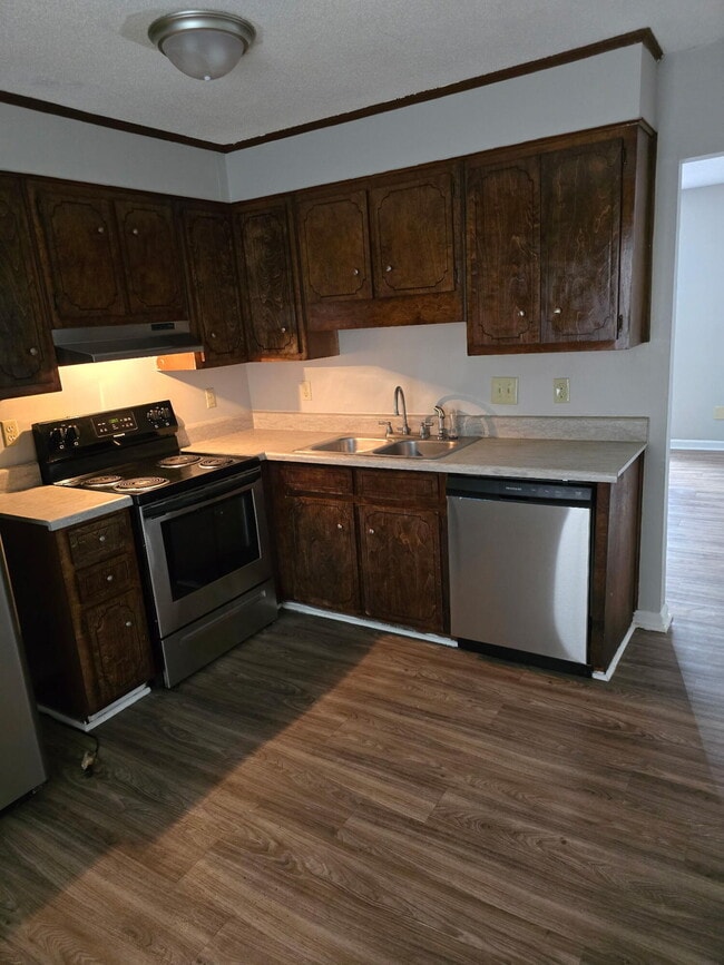 Building Photo - 2339 Walden Dr