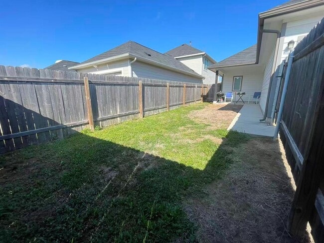 Building Photo - 141 Mammoth Dr