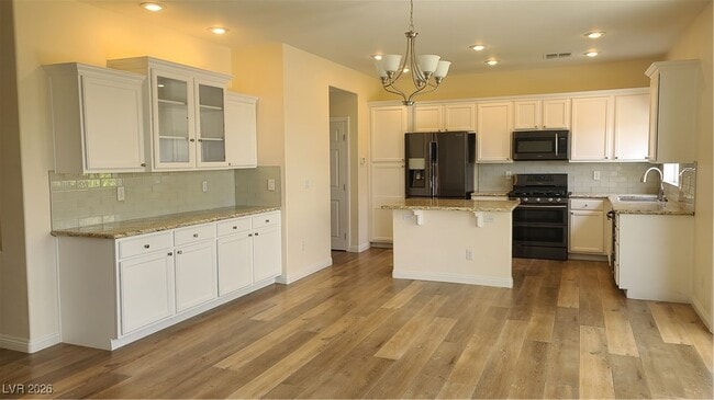 Building Photo - 10874 Mallorca Ave