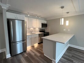 B9 New renovation - Rittenhouse