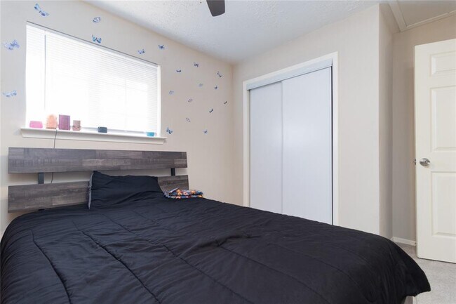 Building Photo - 4406 Rosegate Dr