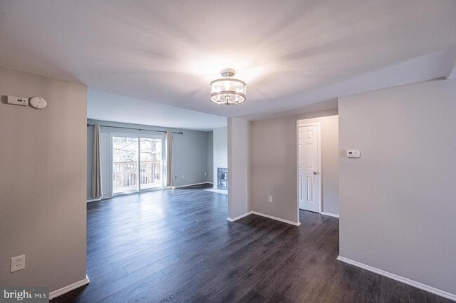 Building Photo - 10716 Cordage Walk