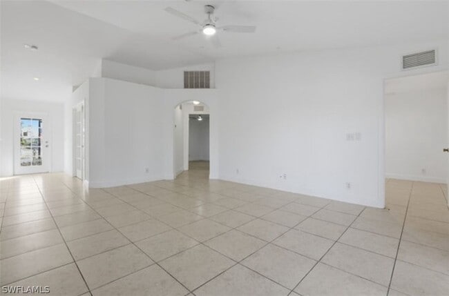 Building Photo - 2354 NW 36th Pl