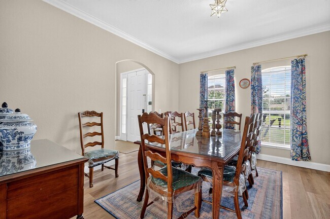 Building Photo - 353 Lake Amberleigh Dr