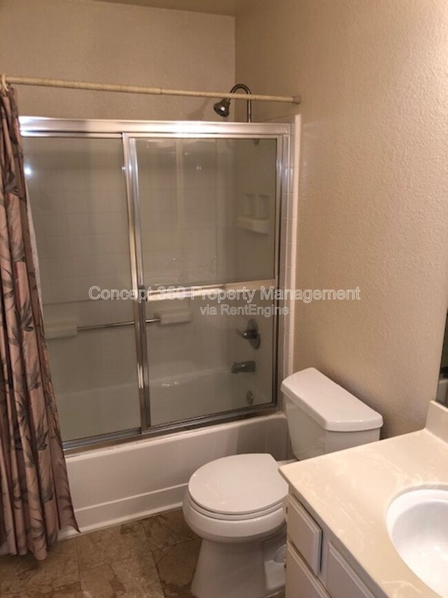 Building Photo - 15000 Downey Ave