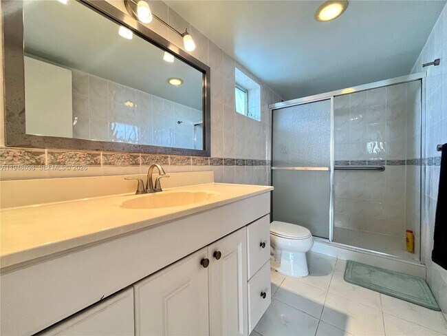 Building Photo - 3551 NE 169th St