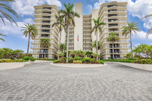 Building Photo - 400 S Beach Rd