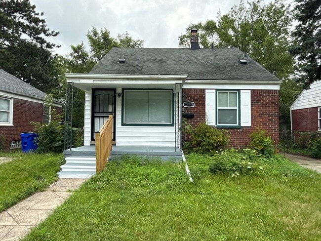 Primary Photo - Fully Renovated 3-Bedroom Home – Move-In R...