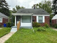 Building Photo - This beautifully updated 3-bedroom, 2-bath...