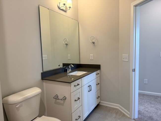 Building Photo - AMAZING Residence, Near Educational Facilities, With Wonderful Amenities!