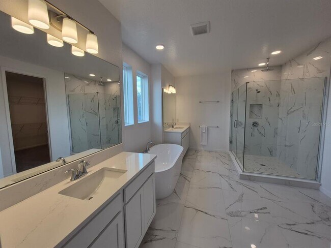 Building Photo - 5197 Prairie Preserve Run