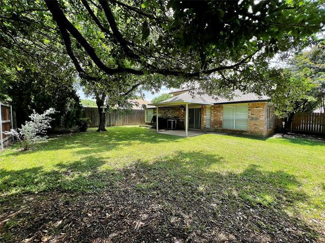 Building Photo - 4944 Shady Oak Trail