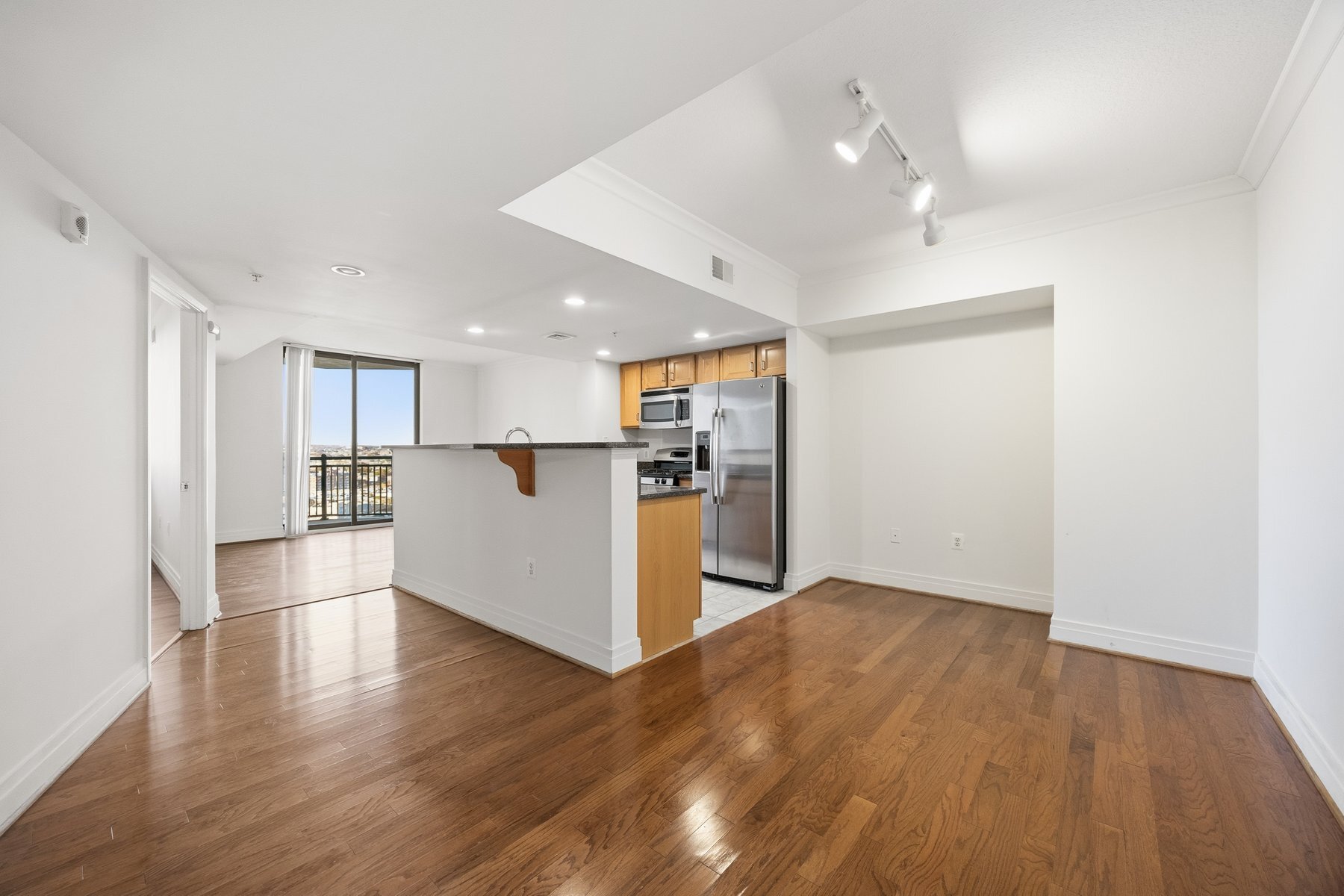 Building Photo - 414 Water St