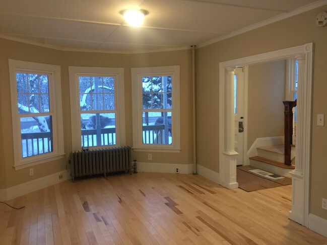 Building Photo - 1451 Congress St