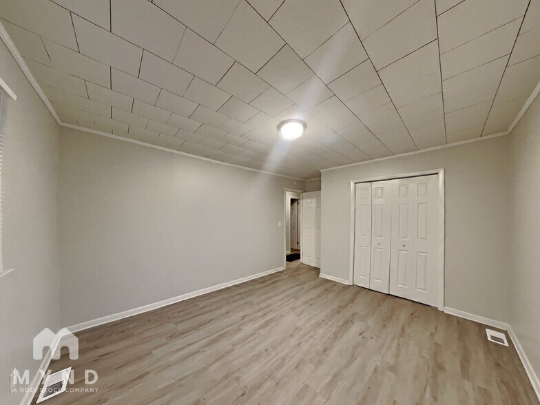 Building Photo - 111 Johnson Dr