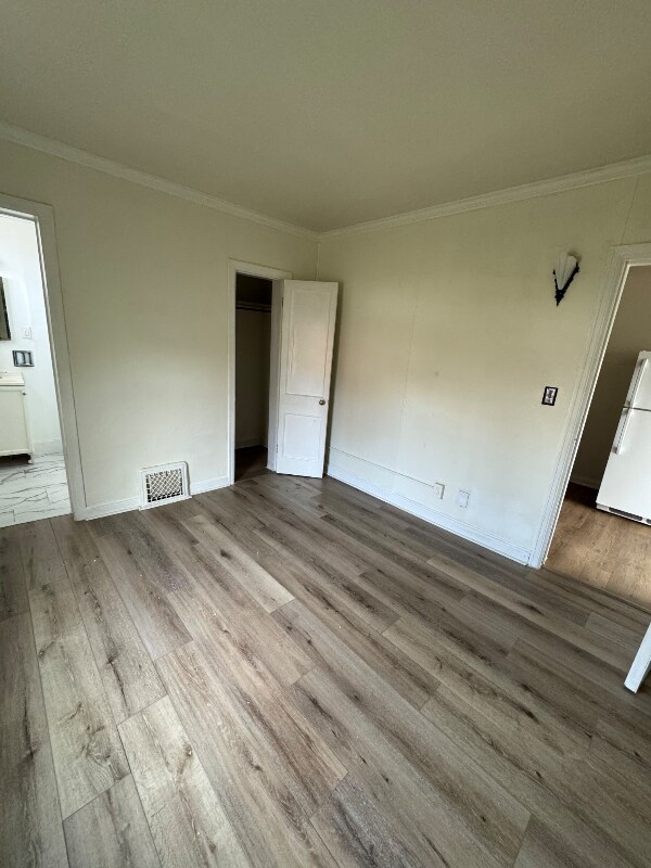 Building Photo - 544 S 1st Ave