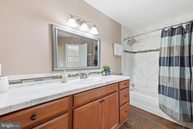 Building Photo - 47656 Pennrun Way