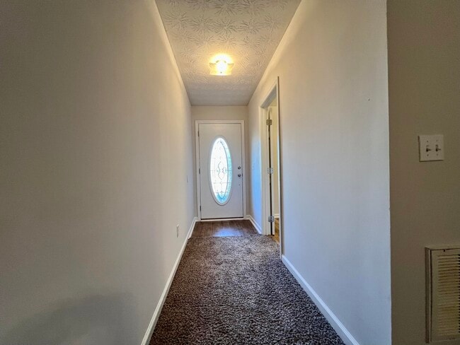 Building Photo - 707 Porter Ln