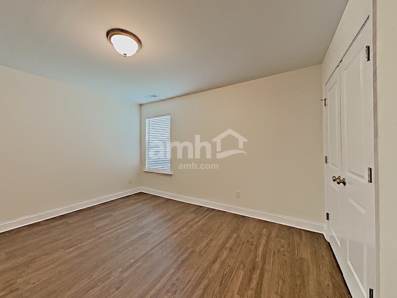 Building Photo - 4822 Durant Ct