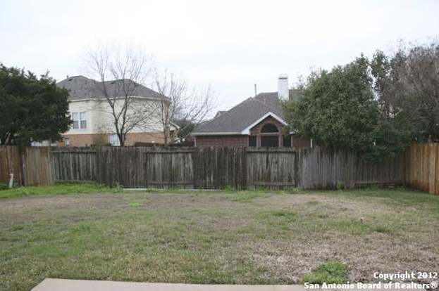 Building Photo - 6114 Oakwood Trail