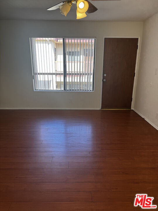 Building Photo - 221 N New Hampshire Ave