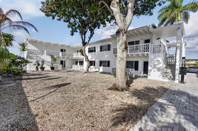Building Photo - 624 Southwind Cir