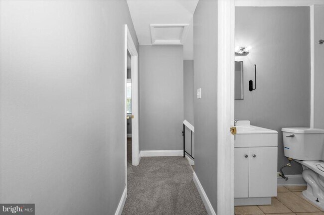 Building Photo - 6309 Arwen Ct