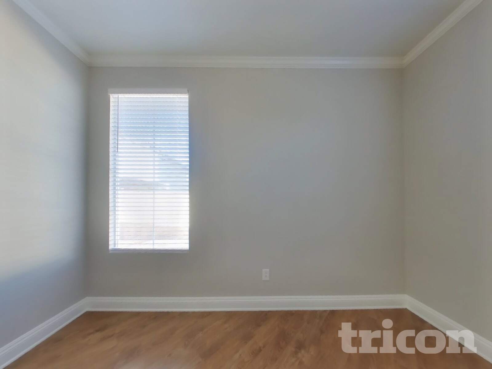 Building Photo - 7820 Golden Ring Way