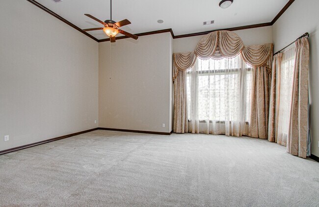 Building Photo - 5711 Avon Landing Ln