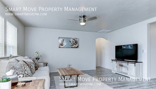 Building Photo - 5444 S Pepperridge Way