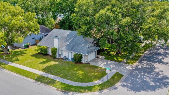 Building Photo - 5116 Plantation Dr