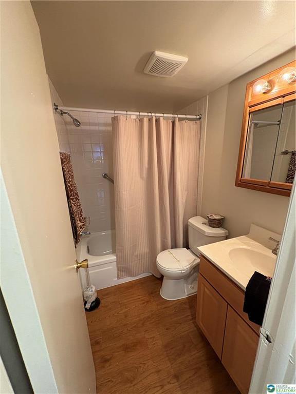 Building Photo - 911 George St