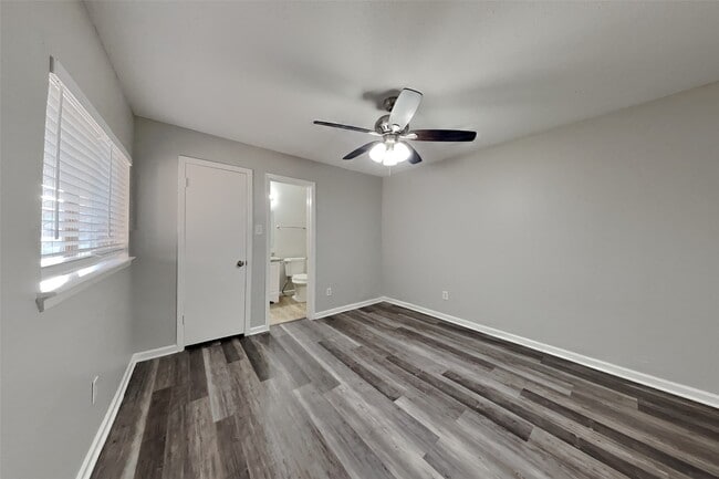 Building Photo - 2203 Wheathall Camp Ln