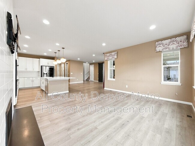 Building Photo - 9395 Antero St