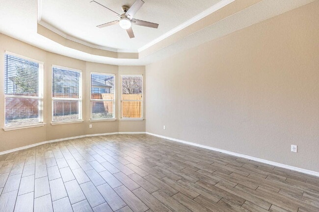 Building Photo - 27527 Paseo Mesa