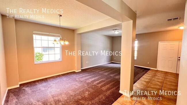 Building Photo - 12811 Moss Park Ridge Dr