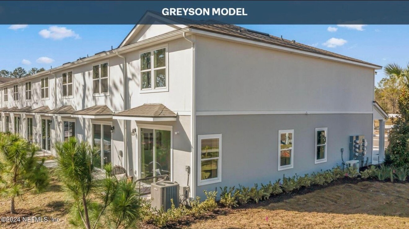 Building Photo - 9909 Garrin Dr